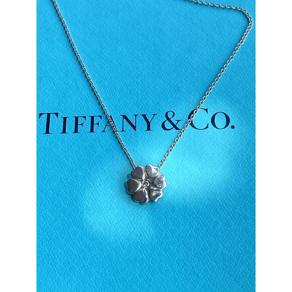 Authentic Tiffany & Co. Diamond  Necklace – Paloma Picasso Crown of Hearts - Picture 6 of 11